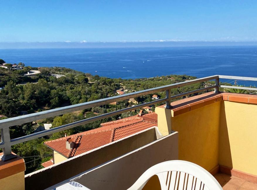 Capoliveri Appartamento Panoramico Con Terrazzo Buitenkant foto