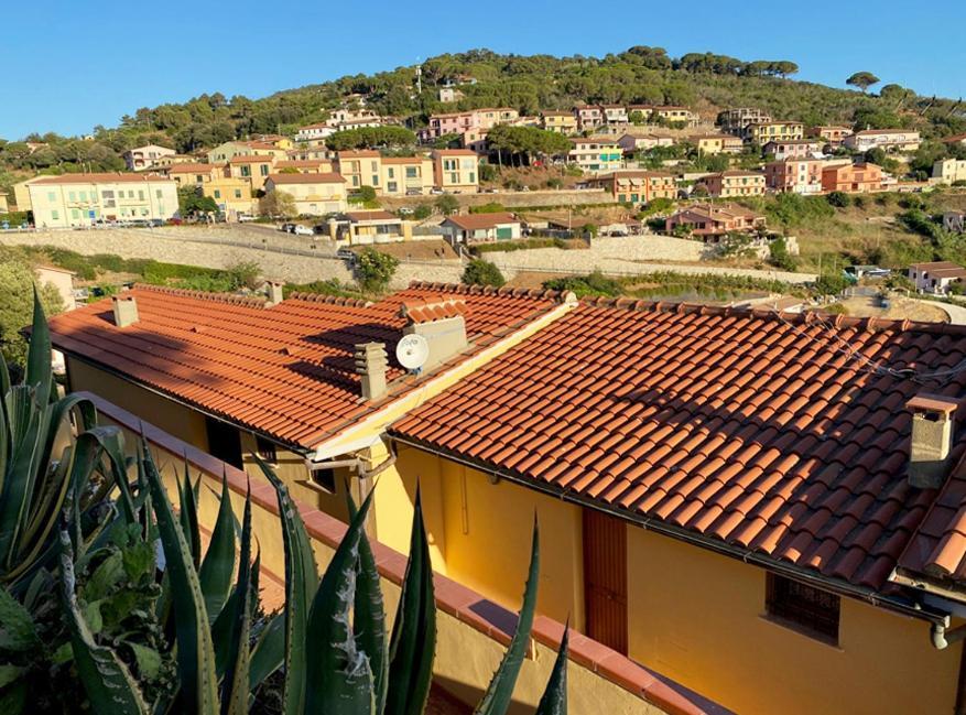Capoliveri Appartamento Panoramico Con Terrazzo Buitenkant foto